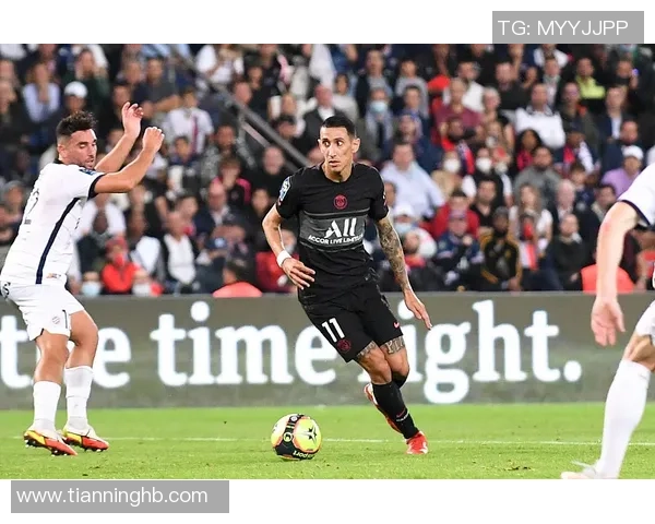 足总杯精彩对决曼城6-2战胜巴黎圣日耳曼神扑瞬间引发全场狂欢