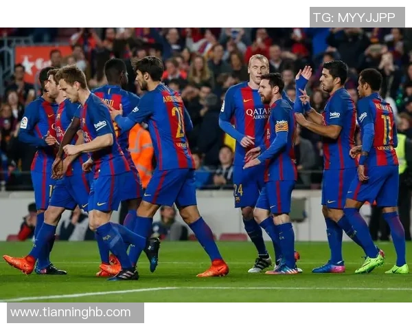 西甲激战巴萨与曼联握手言和神奇扑救成比赛焦点